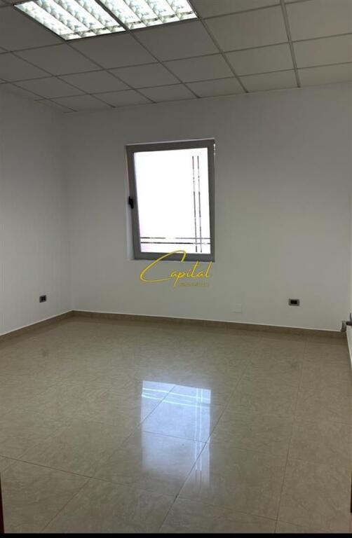 BUSINESS PREMISES FOR RENT 100 M2 FORMER BLLOKU 1000 EURO