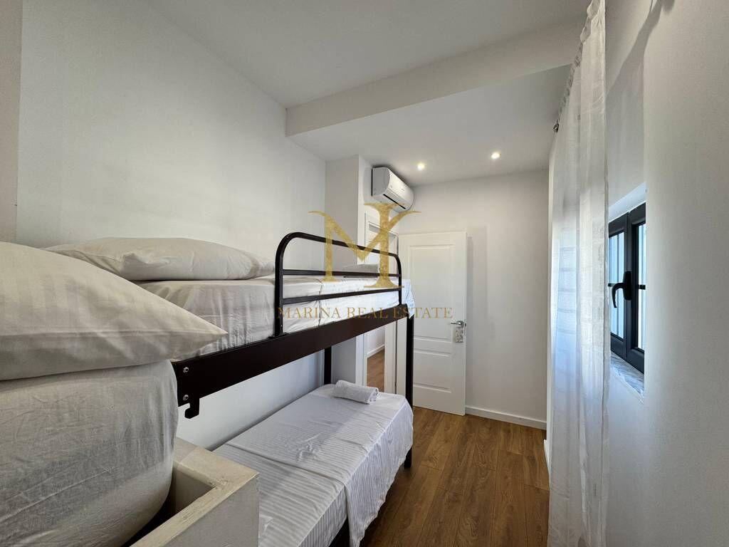 Apartament 2+1 ne shitje ne Lagjen 17, Durres