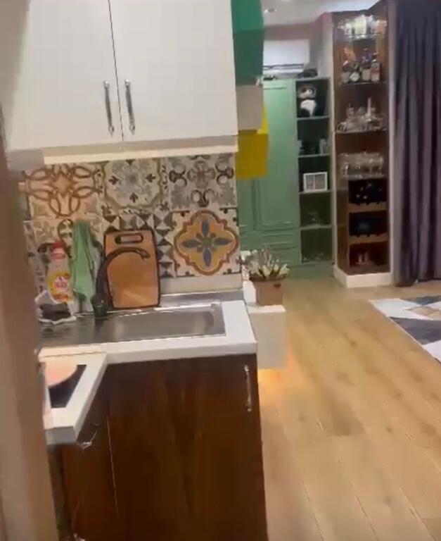 Monolocali in affitto a Porcelan!