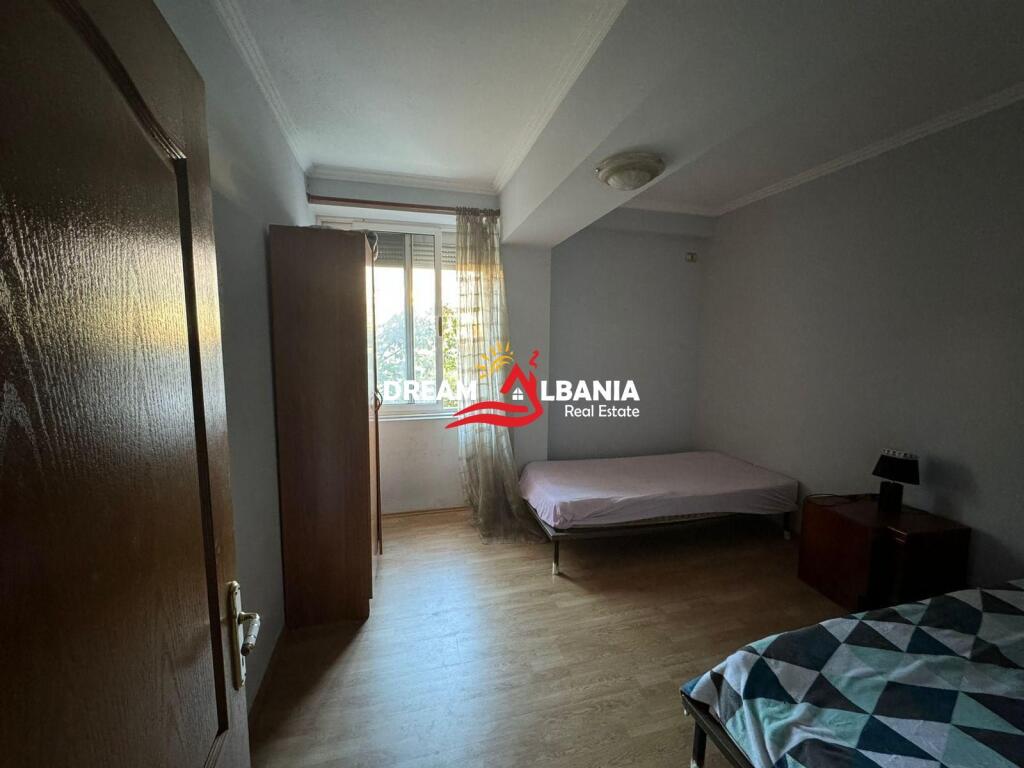 Apartament 3+1+2 me qera te oxhaku ( ID 4239082)