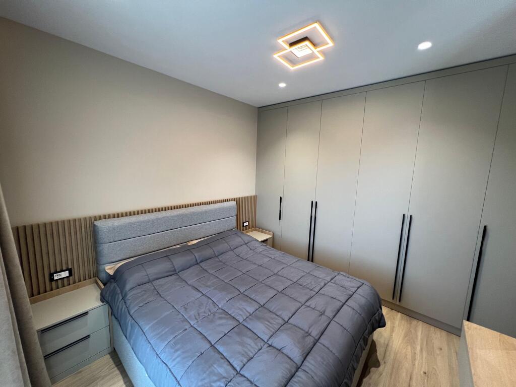 Apartment 1+1, Jordan Misja!