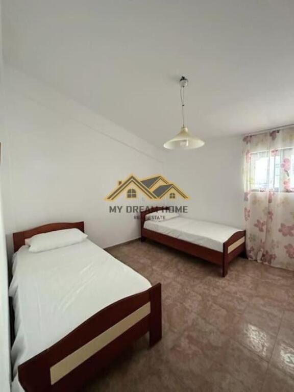 OKAZION SHITET PAPAFINGO 360m2 NE PLAZH, DURRES!