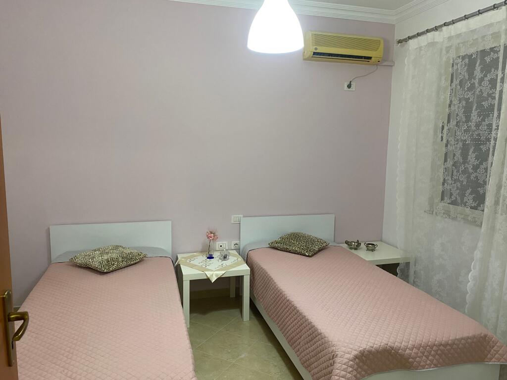 Apartament per qera 2+1 tek Fresku