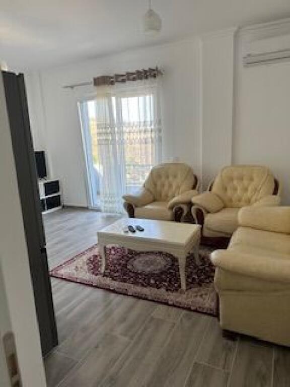 Apartment 2+1+parking in Kombinat with 450€