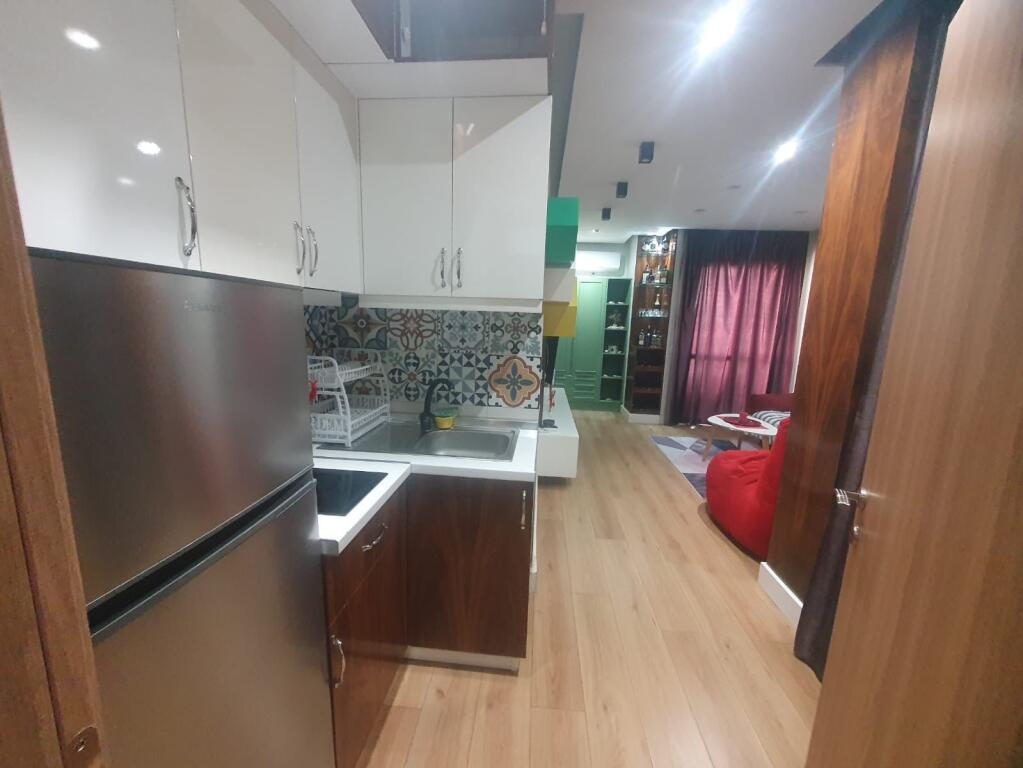 Monolocale, Xhamlliku!