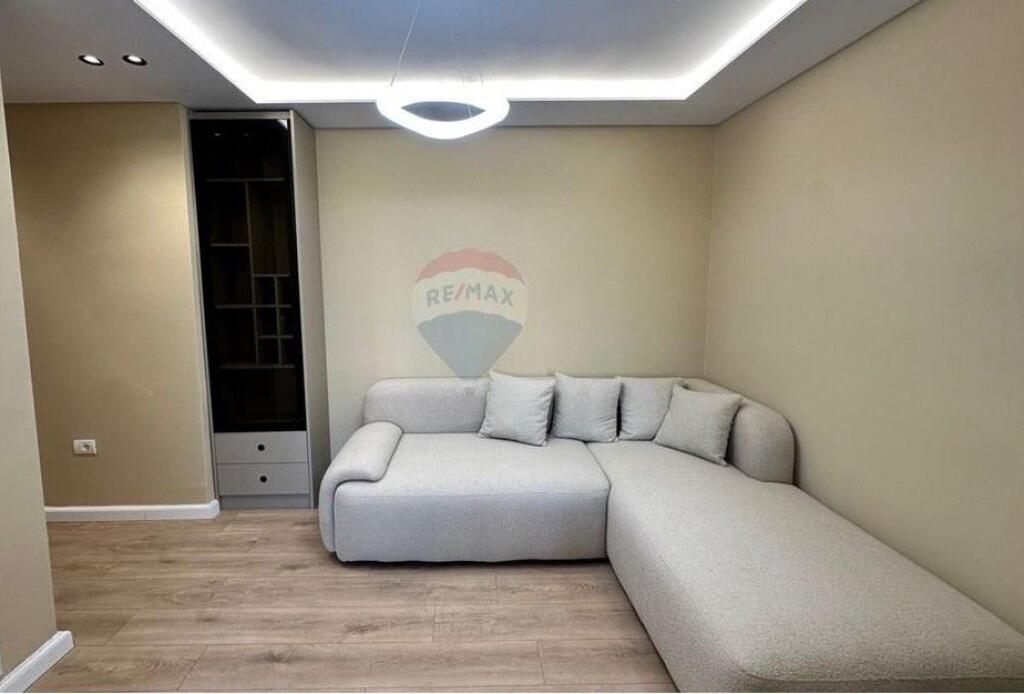 Apartament - Për Shitje - Rruga Muhamet Gjollesha, 21 Dhjetori, Tiranë ID: 530471006-268