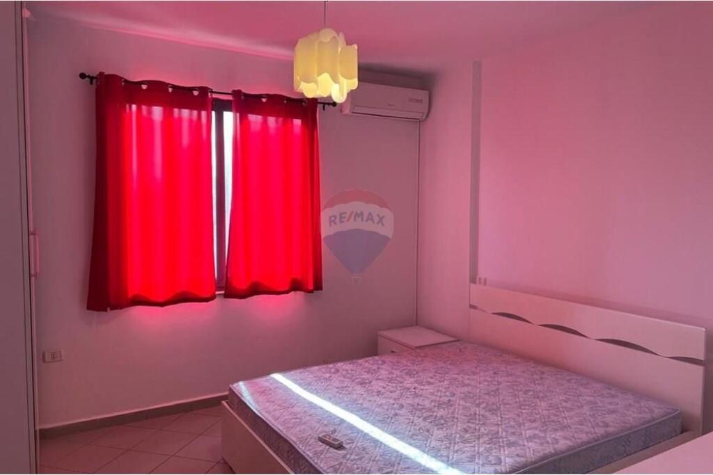 Jepet Apartament me Qira 2+1+2 te Brryli