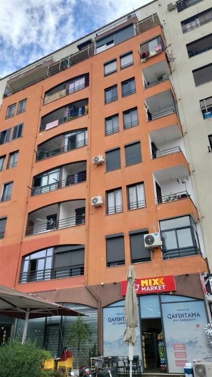 AFFITTASI 1+1 YZBERISHT 35.000 LEKE