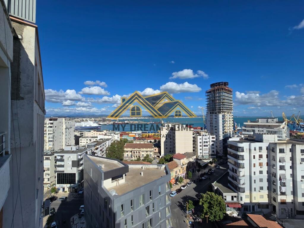 JEPET ME QIRA APARTAMENT 2+1+2 PRAN BASHKIS DURRES.