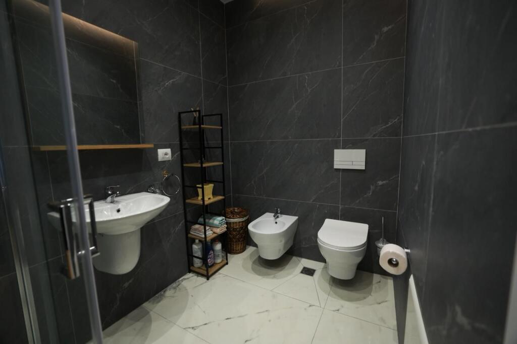 🏡 Affittasi – Appartamento 2+1+2 nel Complesso Univers City