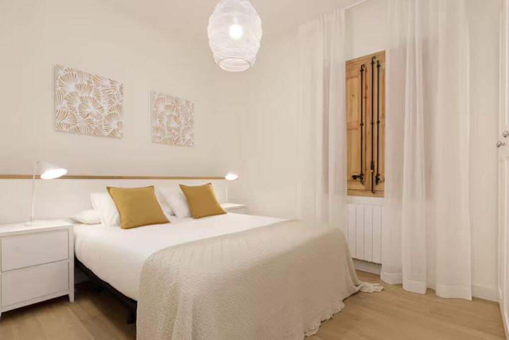 Apartament Me Qera 1+1 Ne Astir (ID B2101376) Tirane