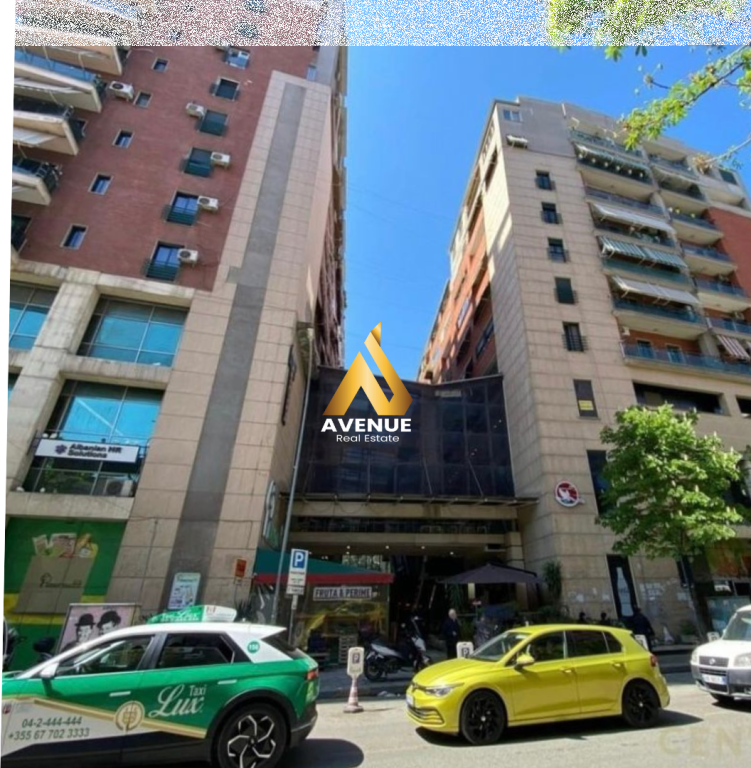 SHITET POST PARKIMI NË QENDËR – TEK GALERIA, TIRANË