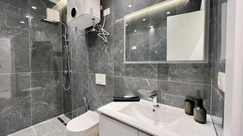 For Rent: 1+1📍Zogu i Zi (Near Ring Center) - 73,000 Lek - Area 70m² - Floor V 2025 || Uninhabited with First &amp; Furnished by Architect✨️