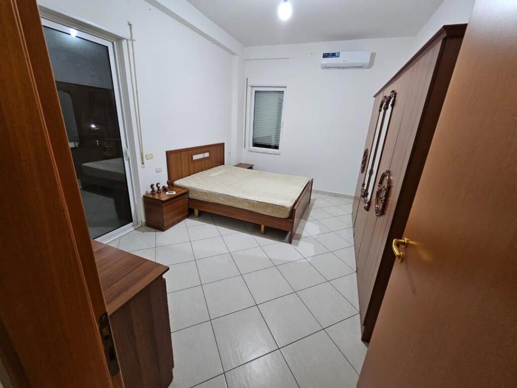 JEPET ME QIRA APARTAMENT 2+1 + GARAZH – KOPSHTI ZOOLOGJIK / PICERI PAVAROTI,
