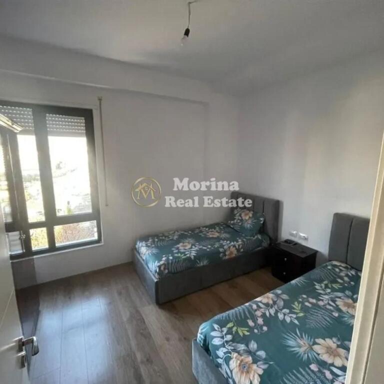 Affitto | Appartamento 2 + 2 | Zona: Xhamllik | 700 €/mese