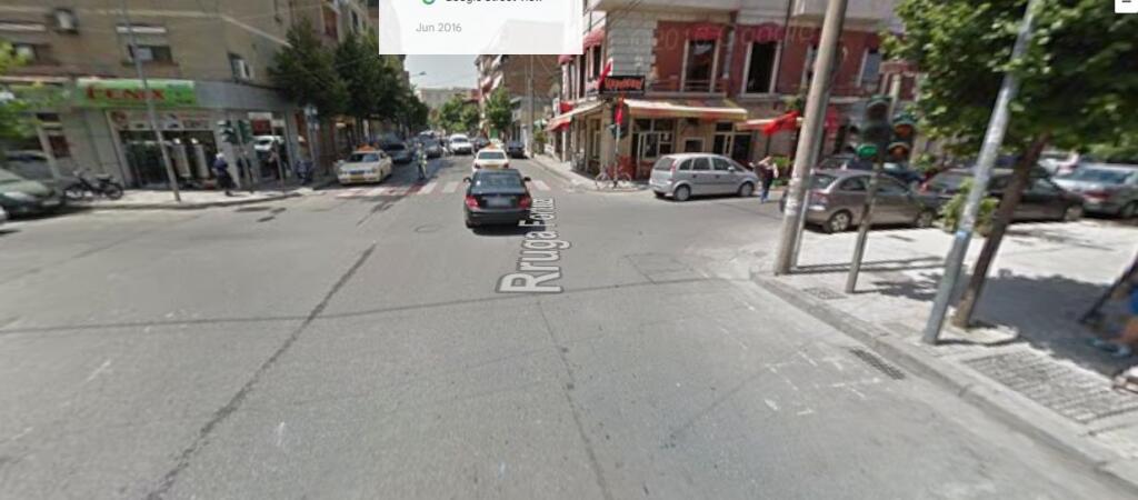 RR. FORTUZI, VENDESI PRIVATO + TERRENO IN VENDITA