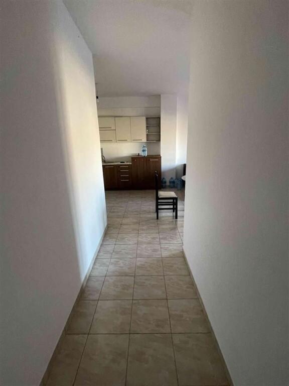 AFFITTASI 1+1 YZBERISHT 35.000 LEKE