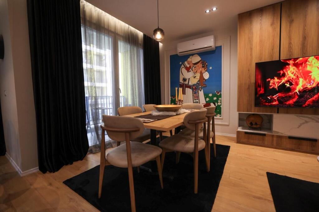 🏡 Affittasi – Appartamento 2+1+2 nel Complesso Univers City