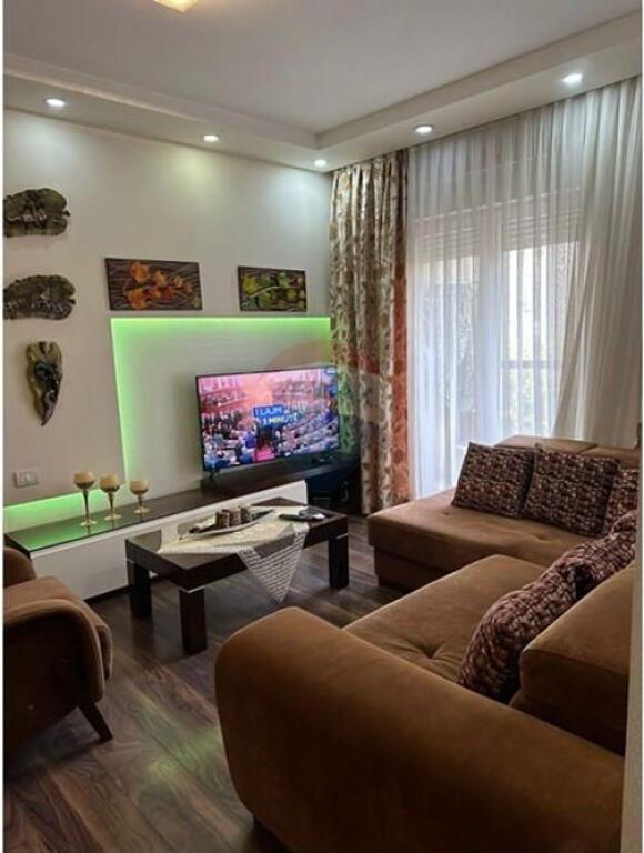 Apartment 3+1+1 Parking Space for Rent at the Complex Contact
