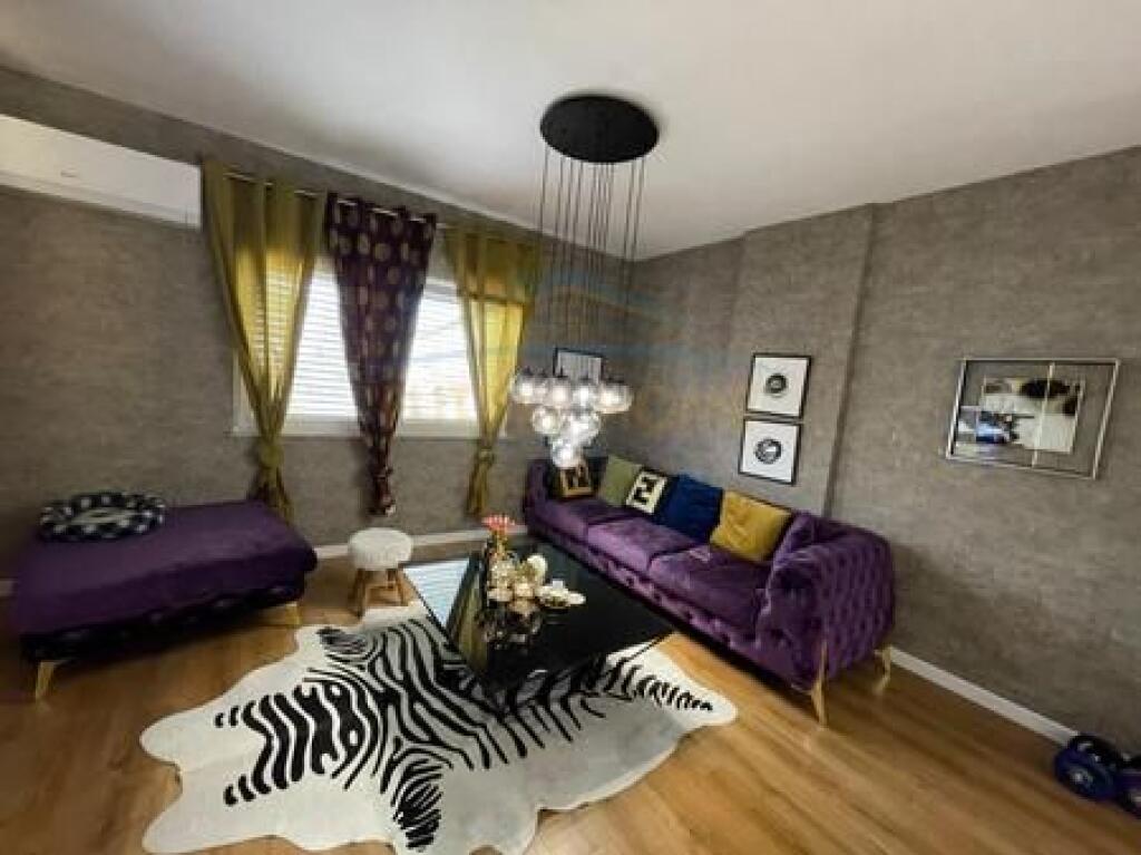 Qera, Apartament 2+1+2, Stadiumi Dinamo, Tiranë.