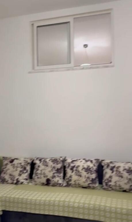 Jepet me qera apartament 1+1 Kopshti Zologjik!