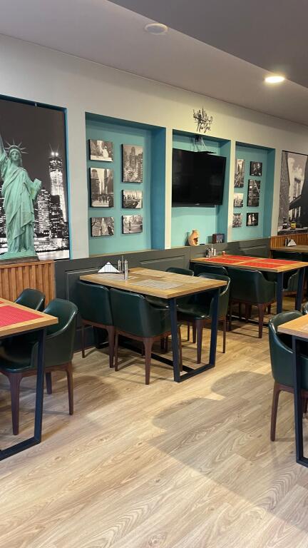 Locale commerciale in Rruga e Kavajes molto vicino al centro