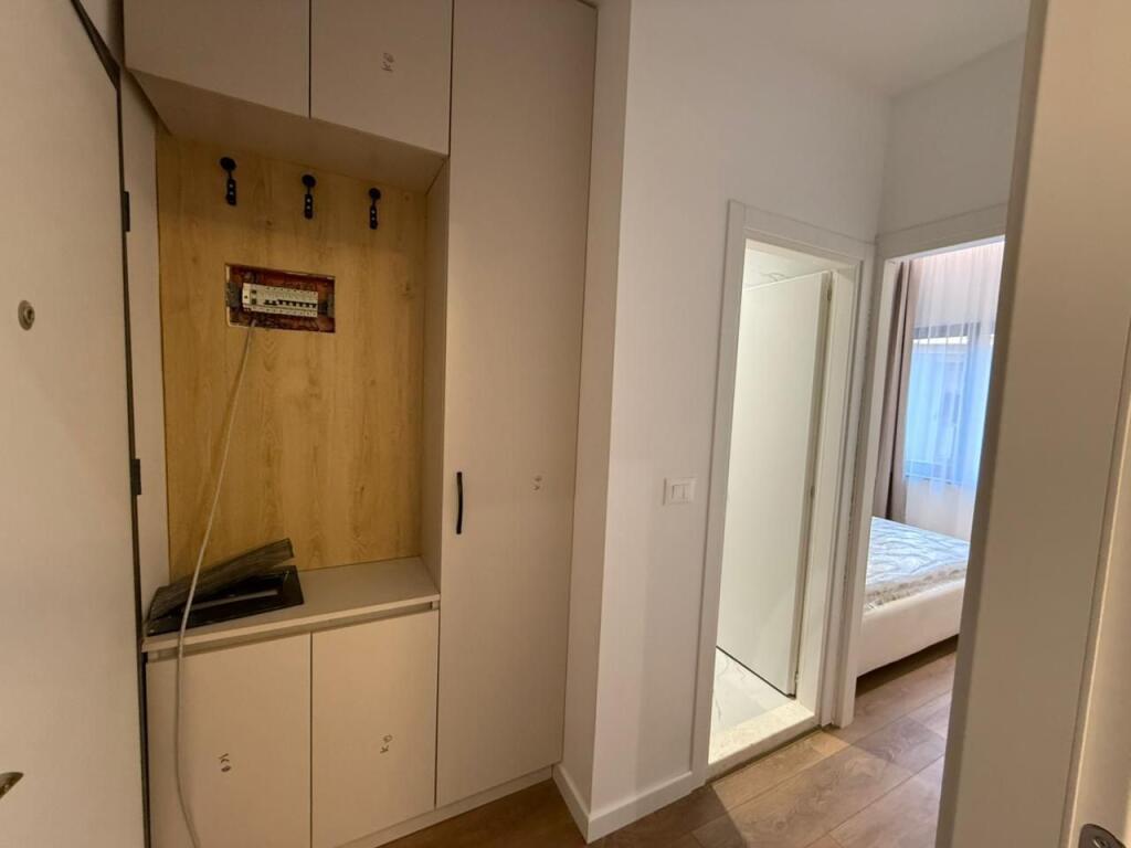 Apartament 1+1 për Shitje – Komuna e Parisit, Rruga Medar Shtylla
