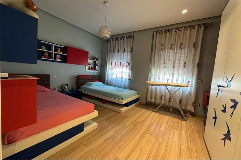 APARTMENT 2+1+2 FOR RENT, ZOGU I ZI, RING CENTER