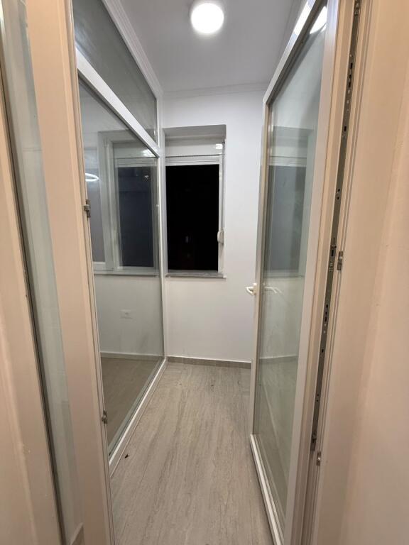 Shitet apartament 1+1 ne Don Bosko Supermaket Viva