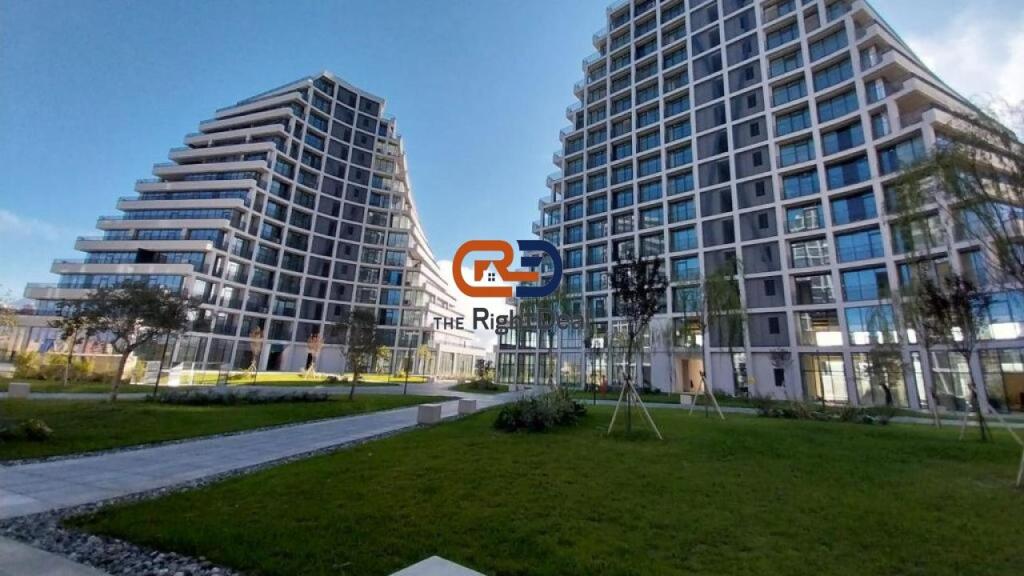 Tek Liqeni Tiranes, Lake View Residence ,Shitet Apartament 2+1, Me Super Pamje Dhe Orientim Perfekt!