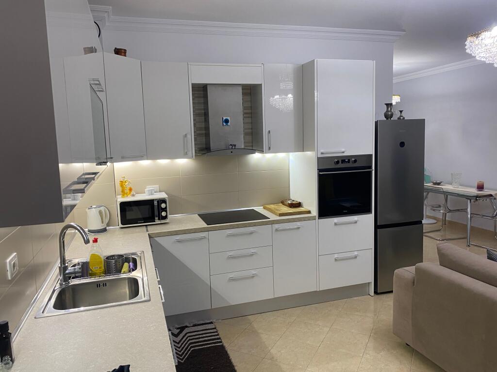 Apartament per qera 2+1 tek Fresku