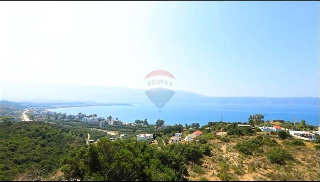 HOTEL NË SHITJE, RADHIMË, VLORË