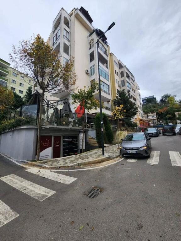 Business Premises for Sale in Fresk