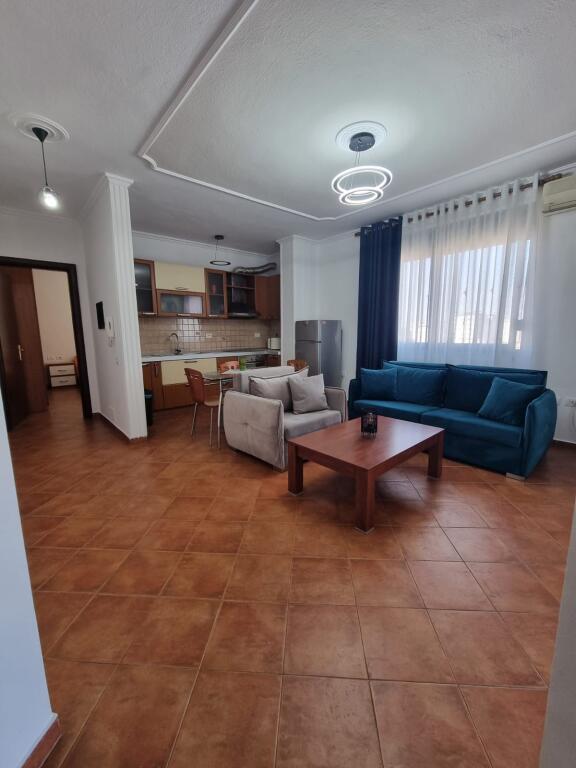 Apartament 1+1, Myslym Shyr!