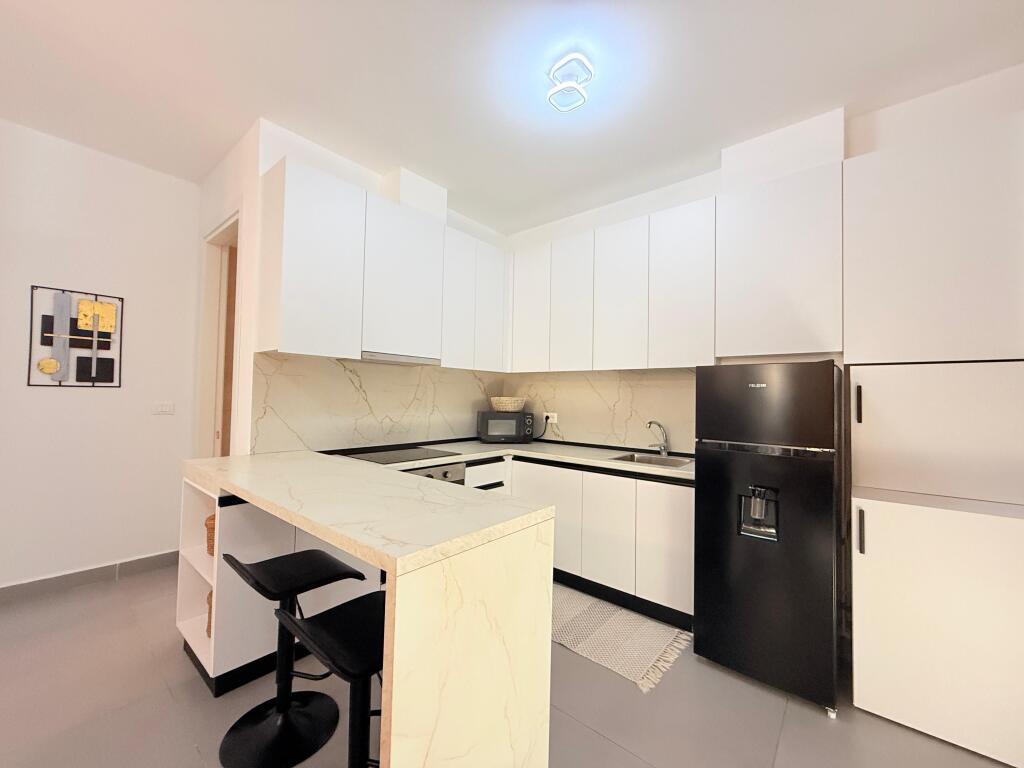 🏡 Apartament 2+1+2 me Post Parkimi – Rezidenca Forest, Liqeni i Thatë