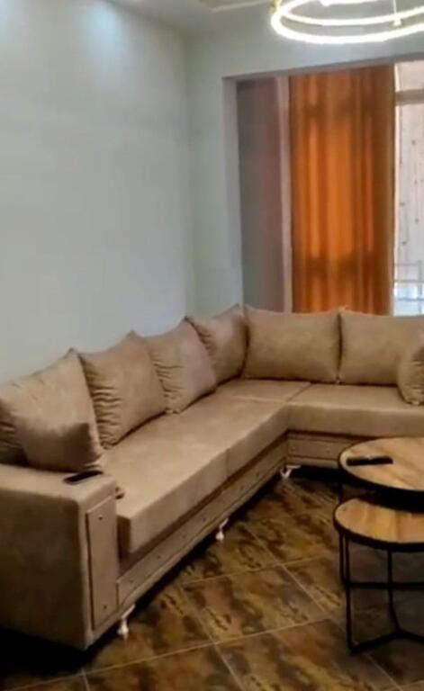 Casa in affitto, nel Pallat i Ri 2+1      ID 13928