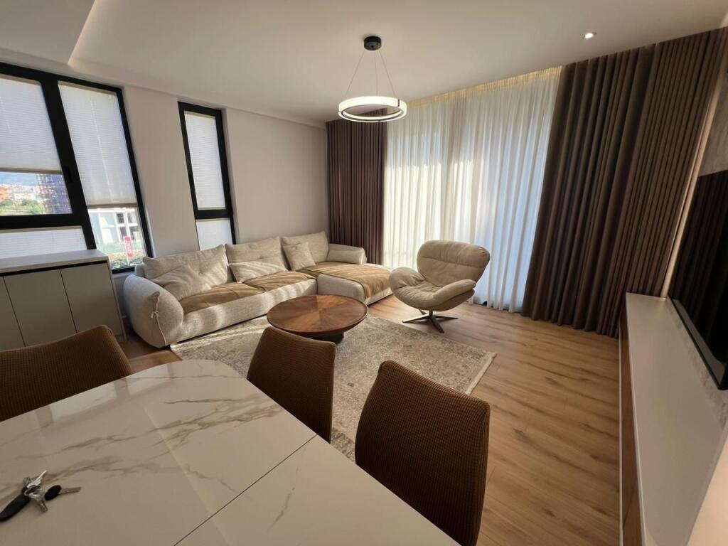 APARTAMENT 2+1 ME POST PARKIMI PER QERA TEK BULEVARDI RI!