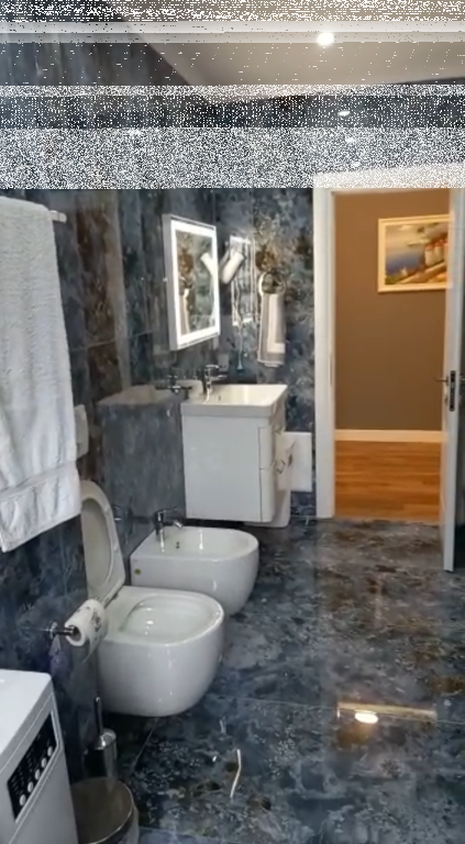 Apartament 1+1, Tirana e Re!