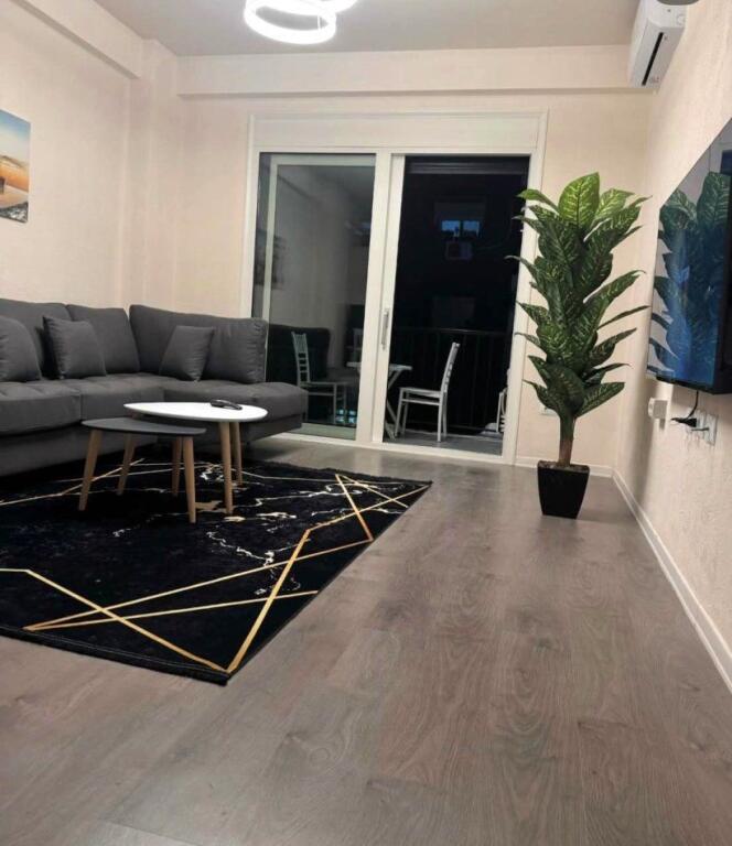 🏡 Appartamento 1+1 in Affitto in Via Kosovarëve