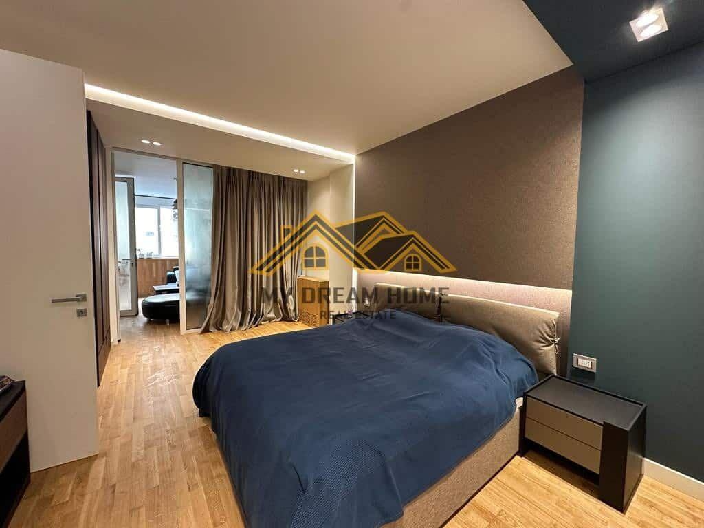 LUXURY APARTAMENT NE SHITJE