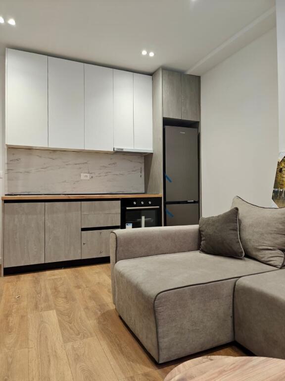 Appartamento arredato 1+1 in vendita - Comune di Parigi