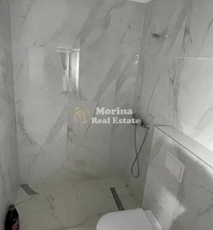 Affitto | Appartamento 2 + 2 | Zona: Xhamllik | 700 €/mese