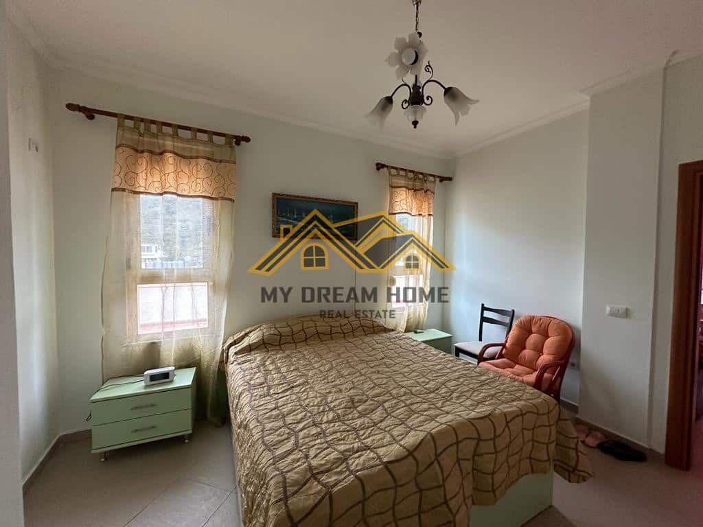 SHITET PAPAFINGO+VERANDE ME PAMJE NGA DETI TEK SHKEMBI I KAVAJES!!