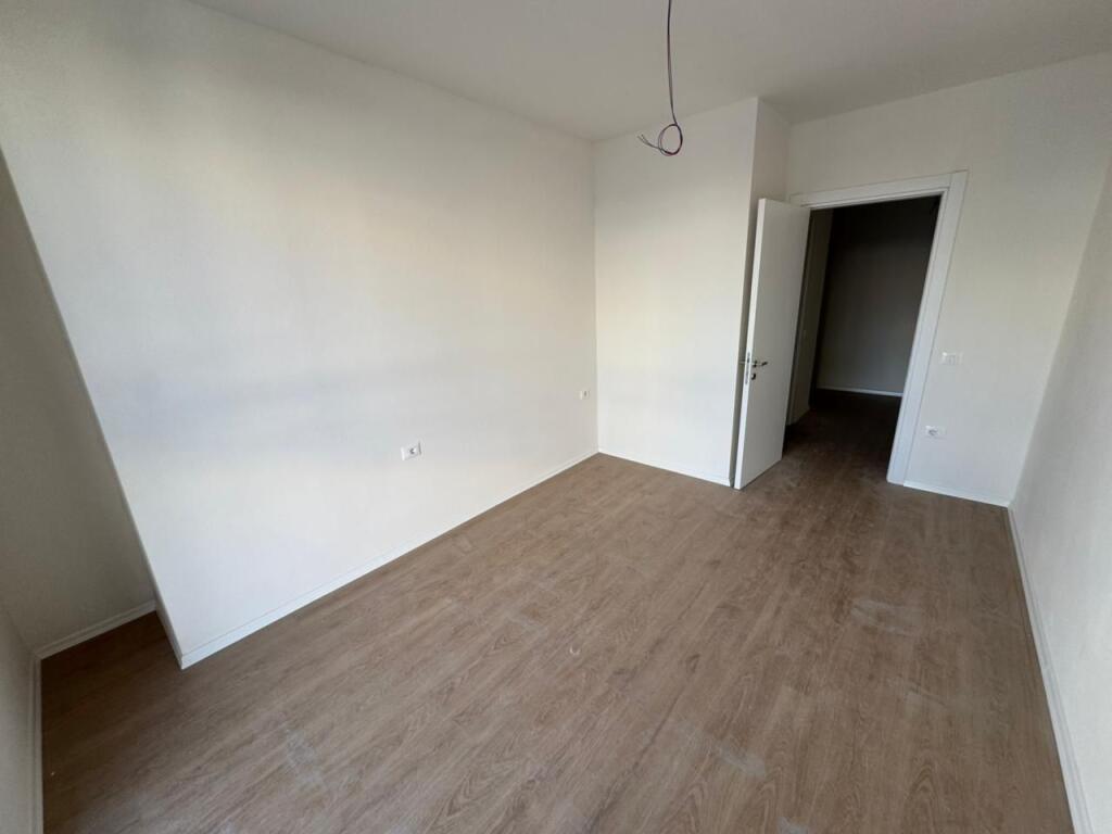 📣 Shitet Apartament 1+1 📍 Adresa: Astir, Bulevardi i Ri💶 Çmimi: 110,000 €