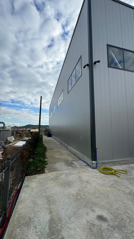 WAREHOUSE FOR SALE IN THE PRUSHI AREA