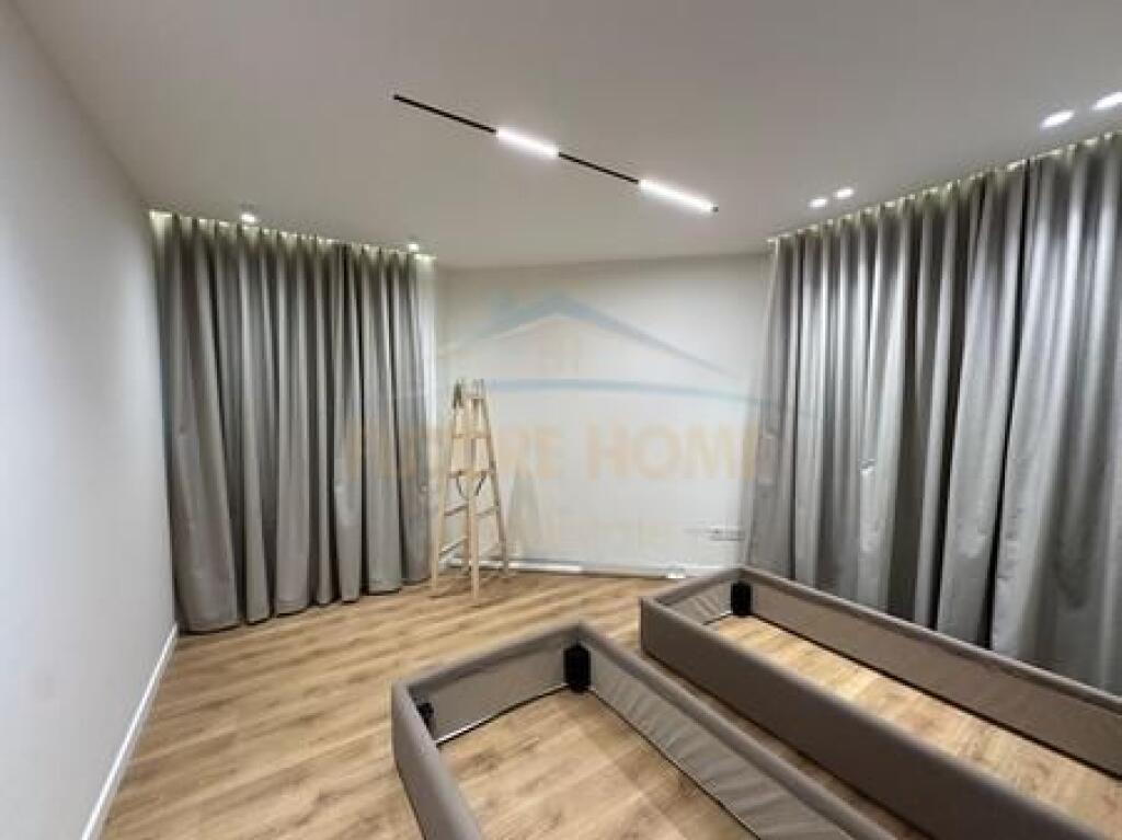 Affitto, Appartamento 2+1+ Posto Auto, Green Valley, Tirana.