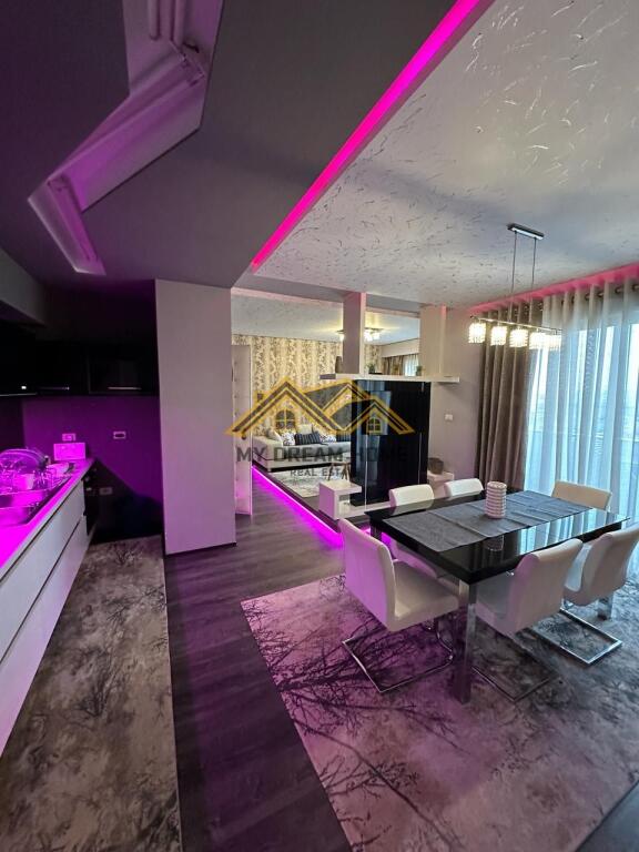 SHITET SUPER APARTAMENT 1+1 PRAN VILA KORAL PLAZHE DURRES!