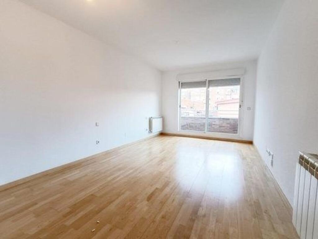 Apartament Ne Shitje 2+1 ne Astir (ID B120755) Tirane