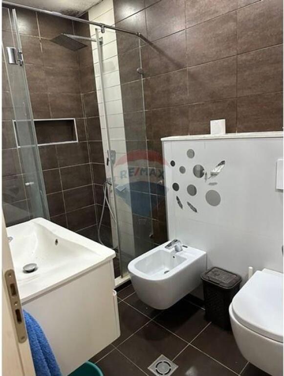 Apartment 3+1+1 Parking Space for Rent at the Complex Contact
