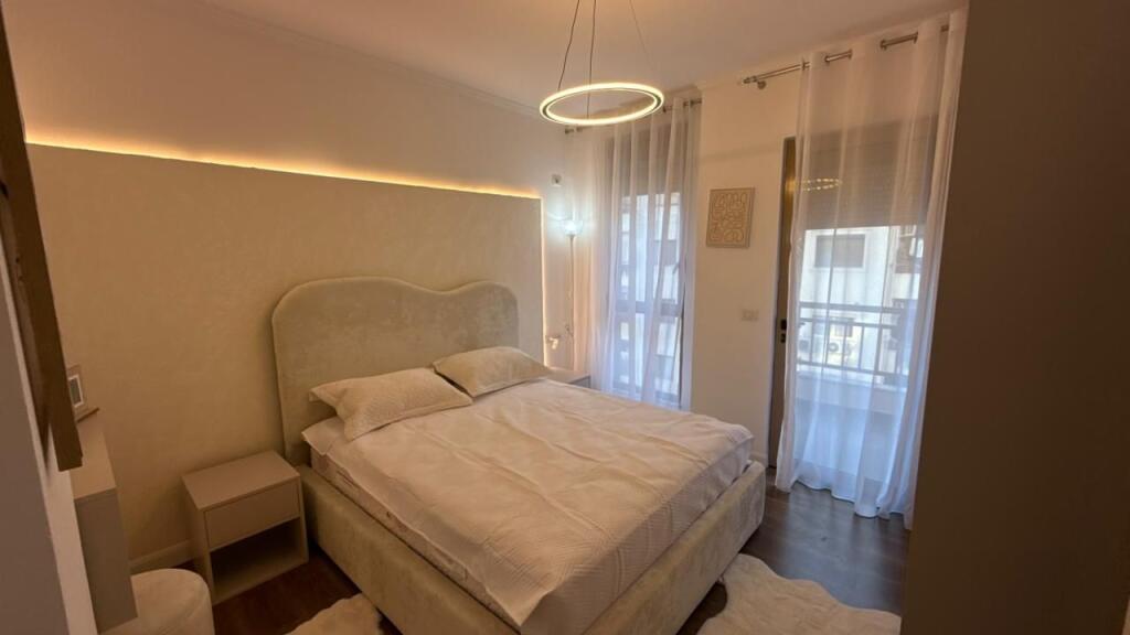 Affittasi appartamento 1+1 a Yzberisht presso Pasticceria Nela 6